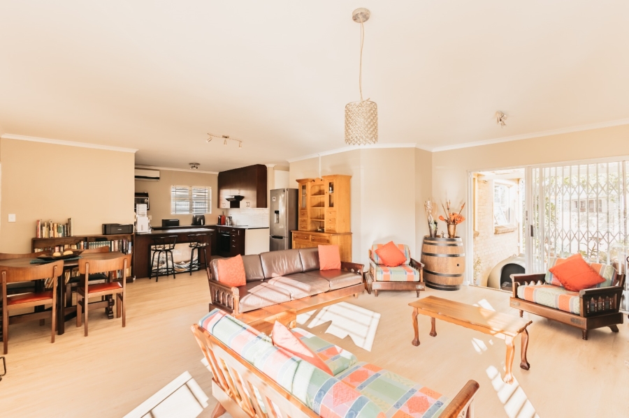 3 Bedroom Property for Sale in Sonstraal Heights Western Cape